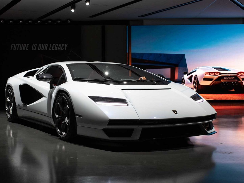 Ra mắt Lamborghini Countach 2022 - chiếc xe kỳ lạ đã tạo ra phân khúc siêu xe - 